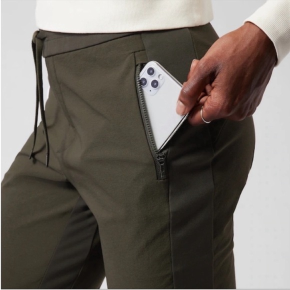 Athleta Headlands Hybrid Trek Jogger Dark Olive Green Pants Size 8 - Picture 13 of 13